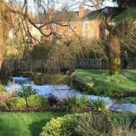 Millstream House Villa Winchester Bagian luar foto