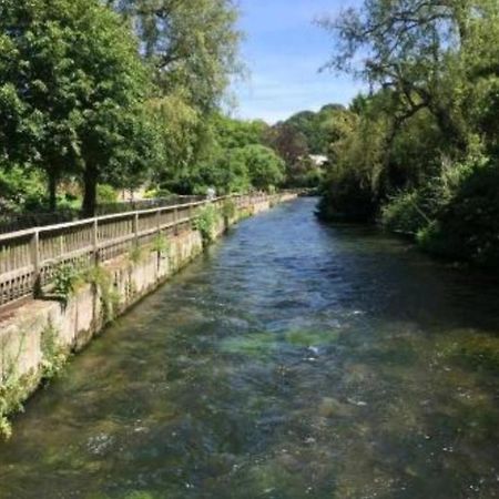 Millstream House Villa Winchester Bagian luar foto