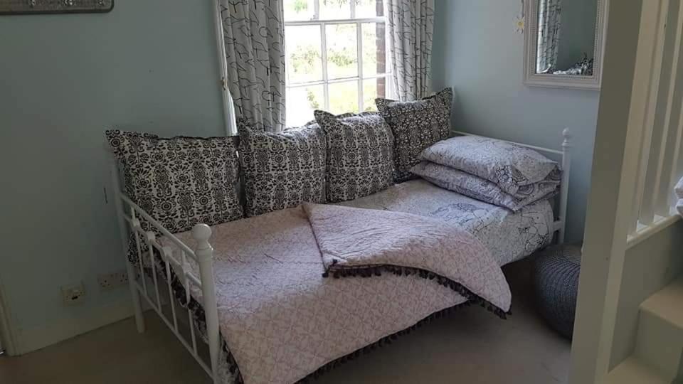 Millstream House Villa Winchester Bagian luar foto