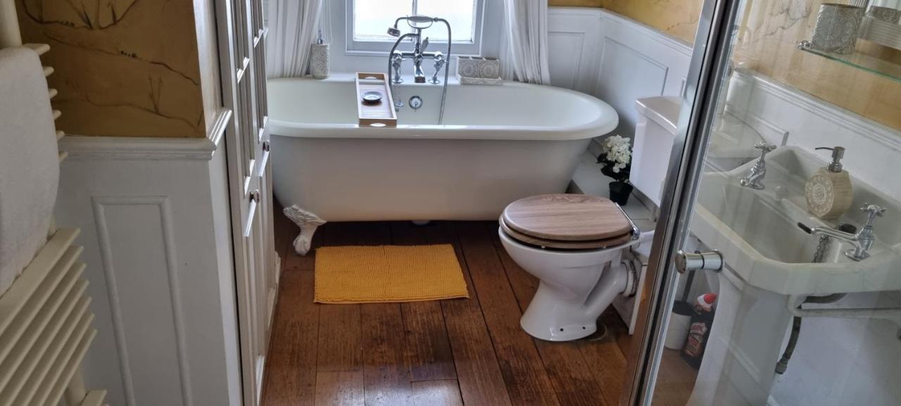 Millstream House Villa Winchester Bagian luar foto